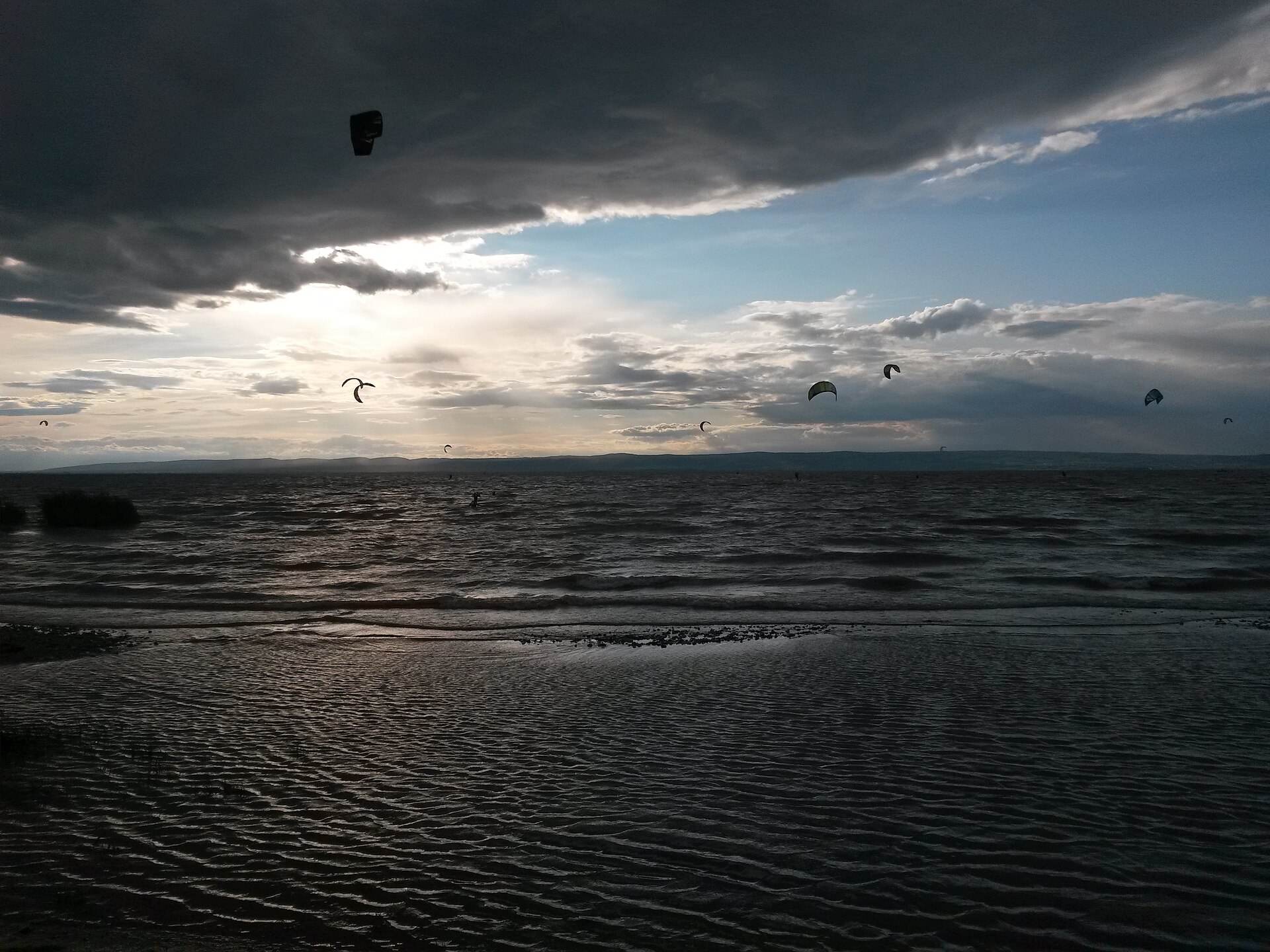Podersdorf Nordstrand bei Starkwind