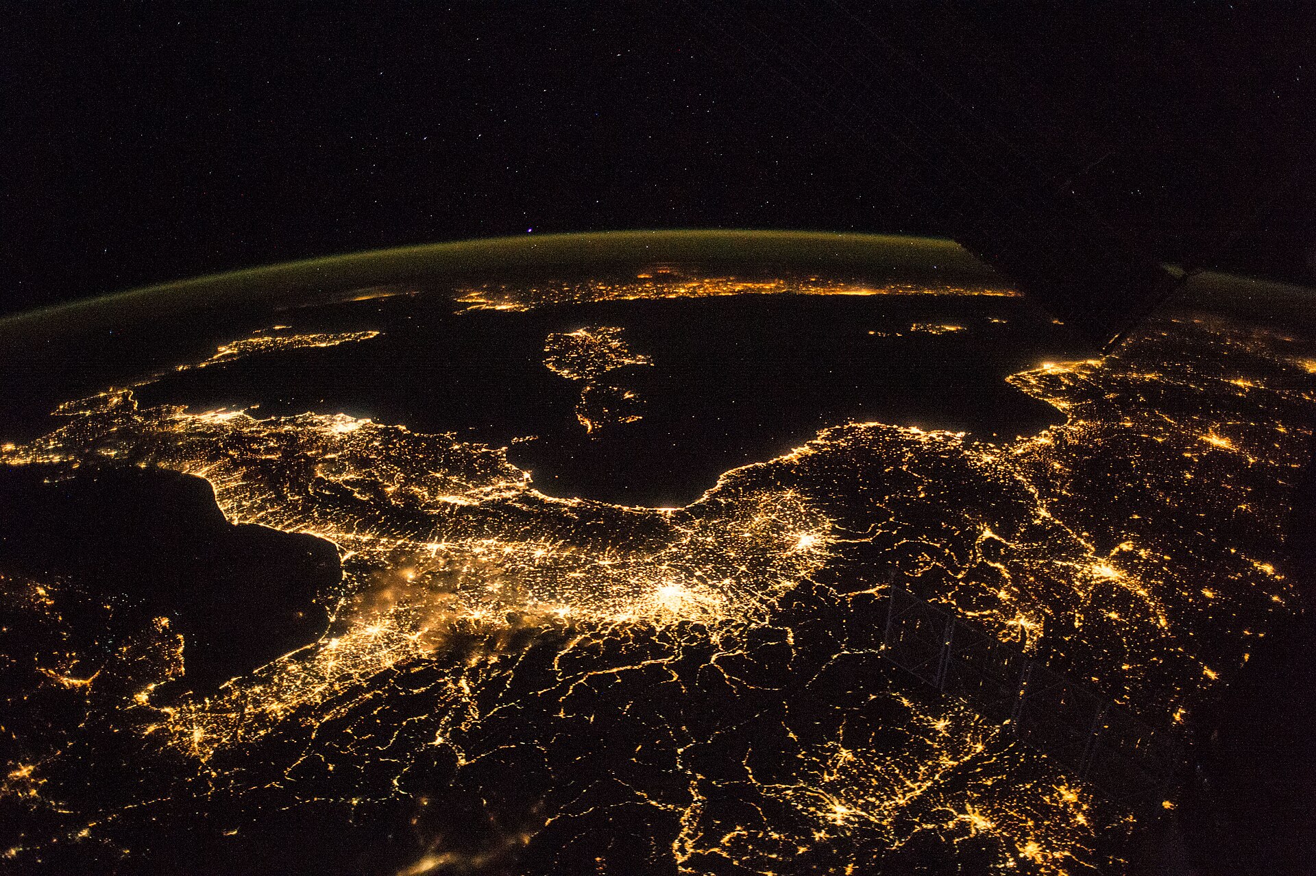 ISS053-E-34729 - View of Earth