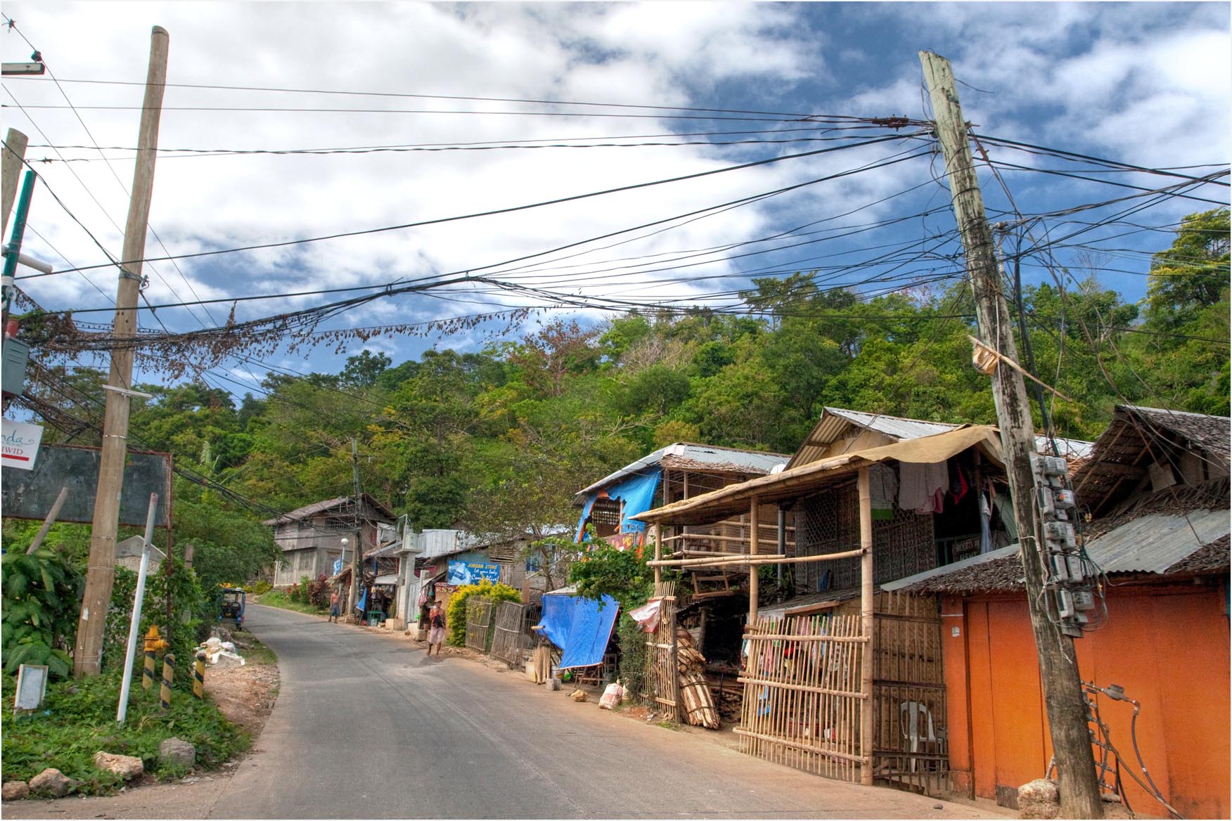 Road to Puka Beach Boracay - panoramio - Tuderna