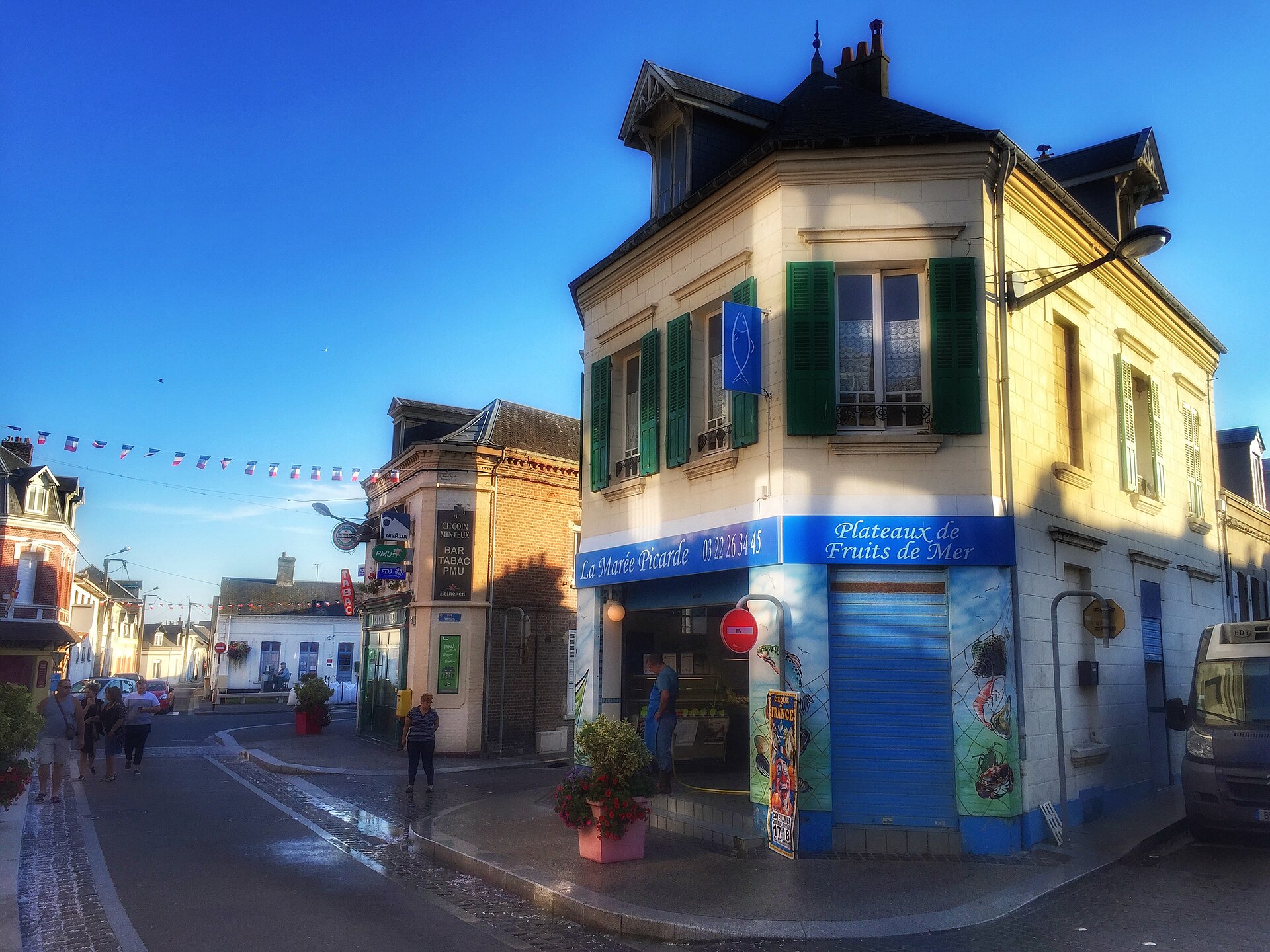Plateaux de Fruits de Mer, Cayeux sur Mer - panoramio